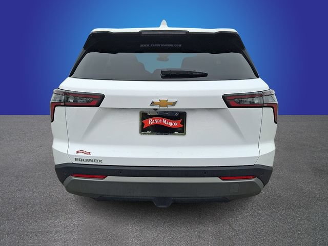 Used 2026 Chevrolet Equinox LT FWD image 5