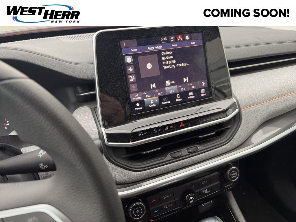 Used 2022 Jeep Compass Sport image 8