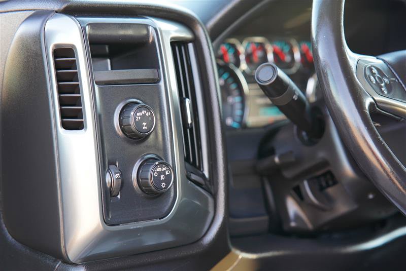 Used 2018 Chevrolet Silverado 1500 LT w/ All Star Edition AWD/4WD image 49