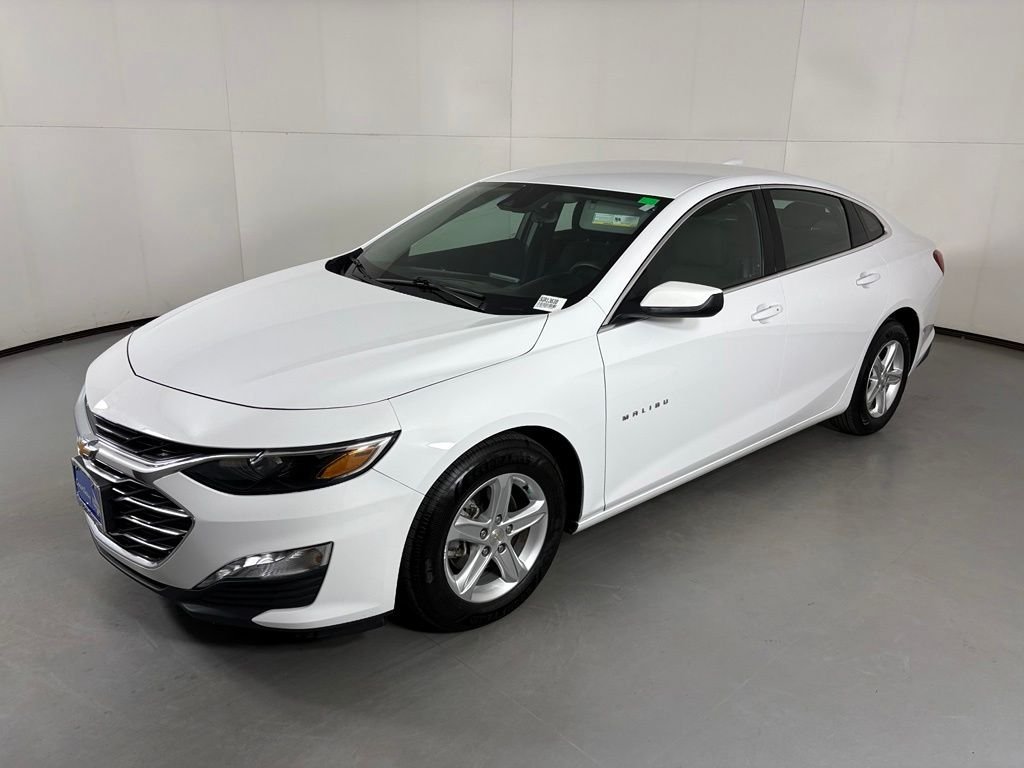 Used 2024 Chevrolet Malibu LT FWD image 4