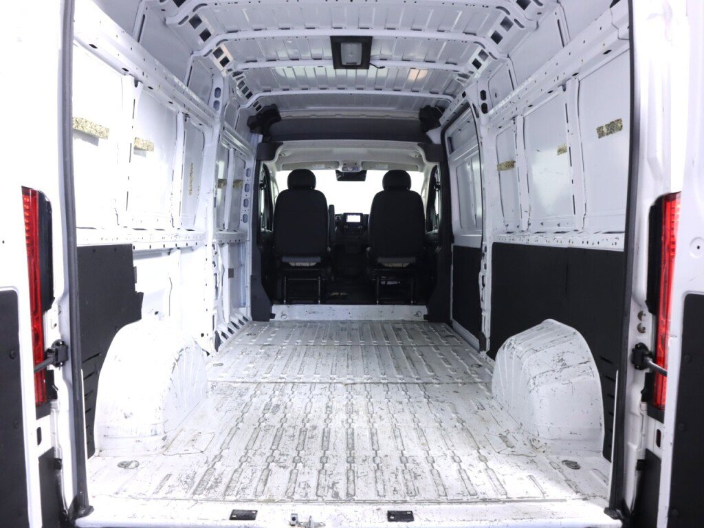 Used 2024 RAM ProMaster 2500 w/ Convenience Group FWD image 30