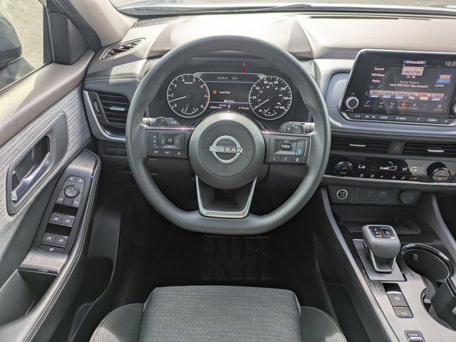 Certified 2023 Nissan Rogue SV image 17