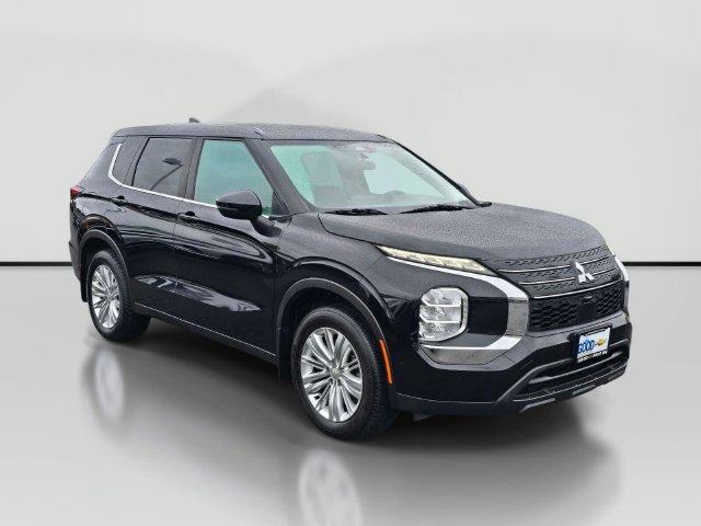 Used 2022 Mitsubishi Outlander ES FWD image 7