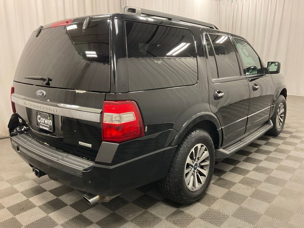 Used 2016 Ford Expedition XLT AWD/4WD image 2