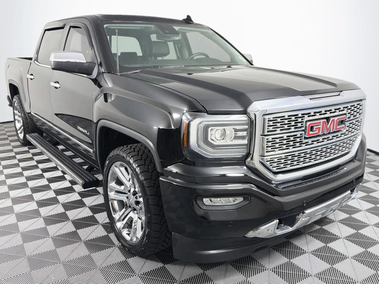 Used 2017 GMC Sierra 1500 Denali AWD/4WD image 30