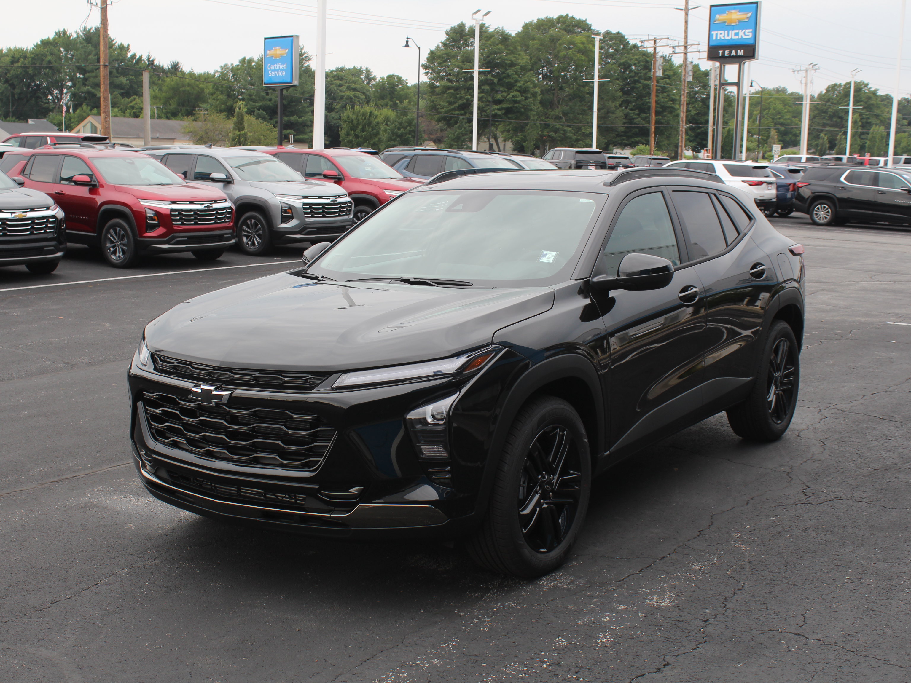 New 2026 Chevrolet Trax ACTIV w/ Sunroof Package FWD image 7