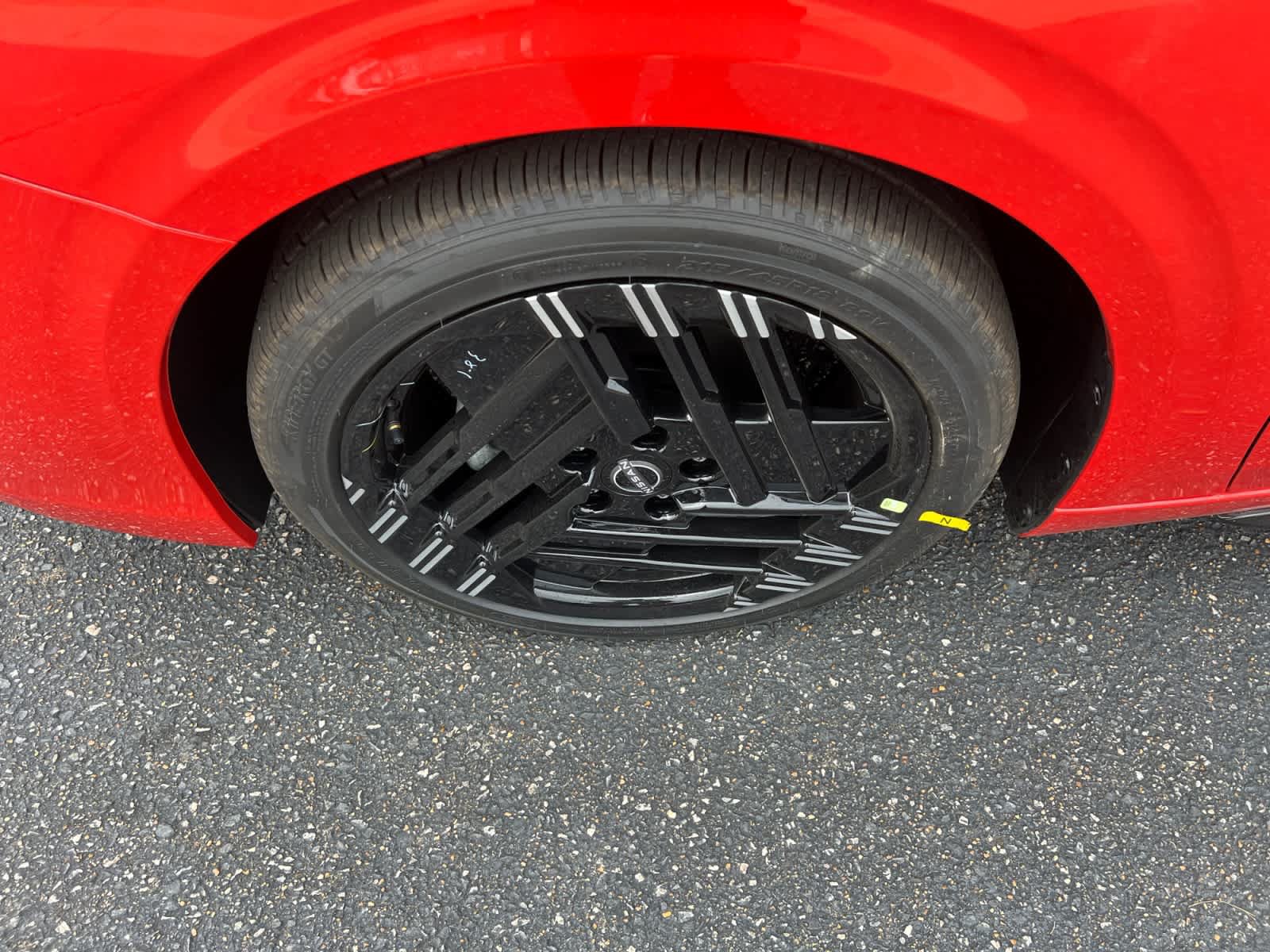 New 2026 Nissan Sentra SR w/ Floor Mat Package FWD image 10