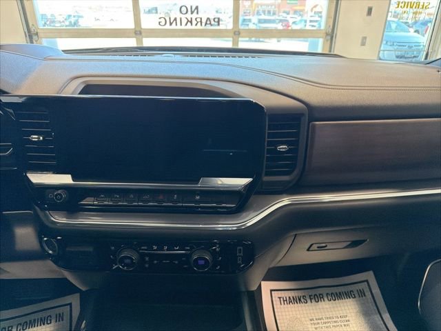 Used 2023 Chevrolet Silverado 1500 High Country w/ High Country Premium Package image 28