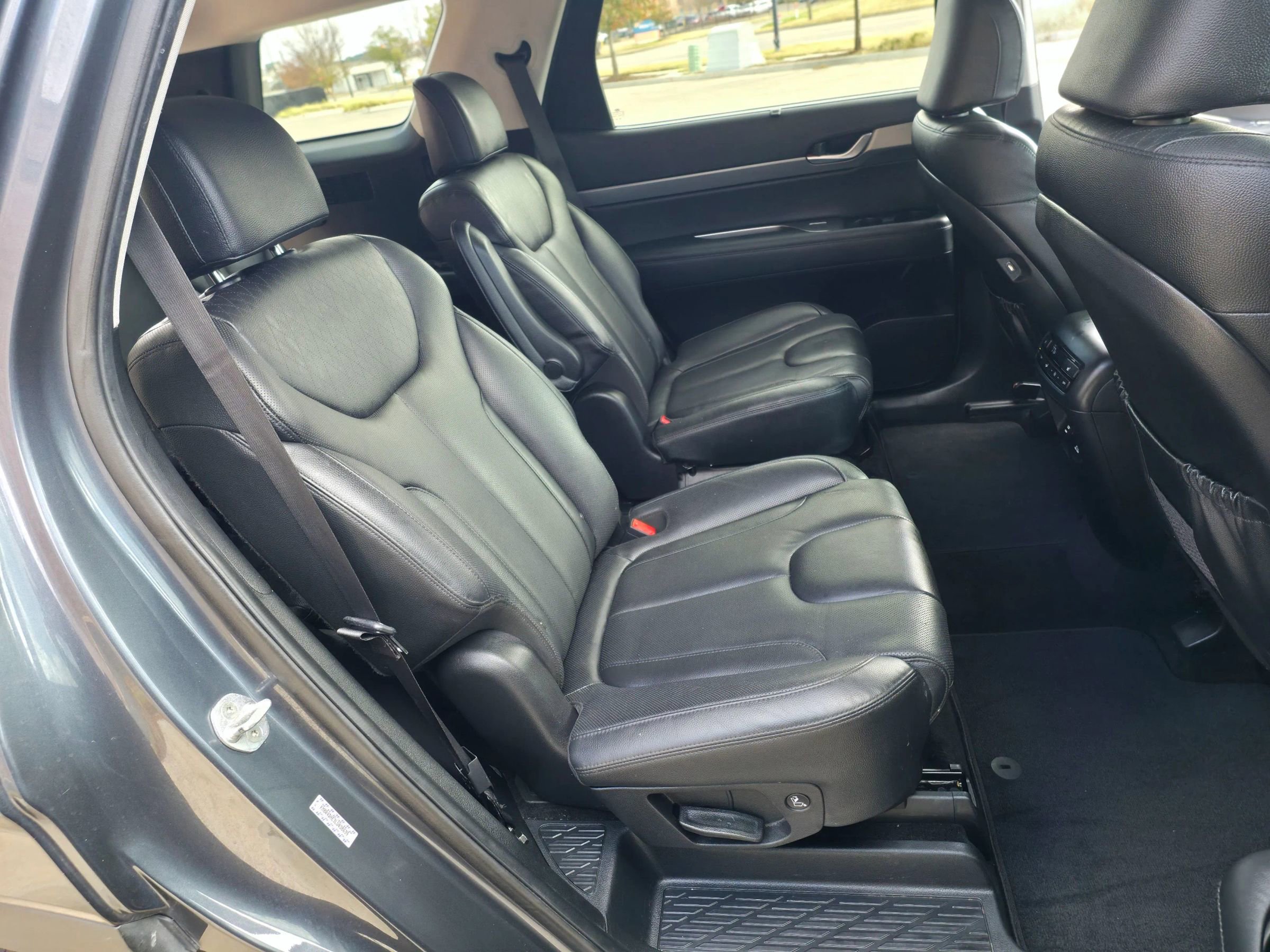 Used 2020 Hyundai Palisade SEL w/ Premium Package image 30