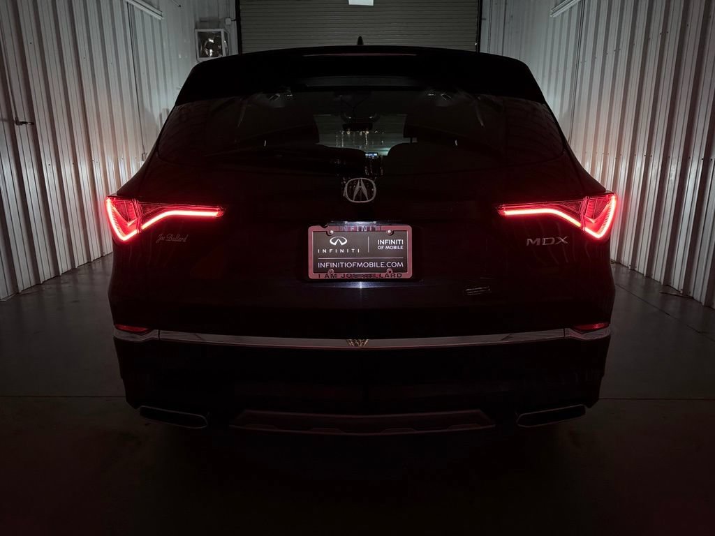 Used 2025 Acura MDX FWD w/ Technology Package image 9