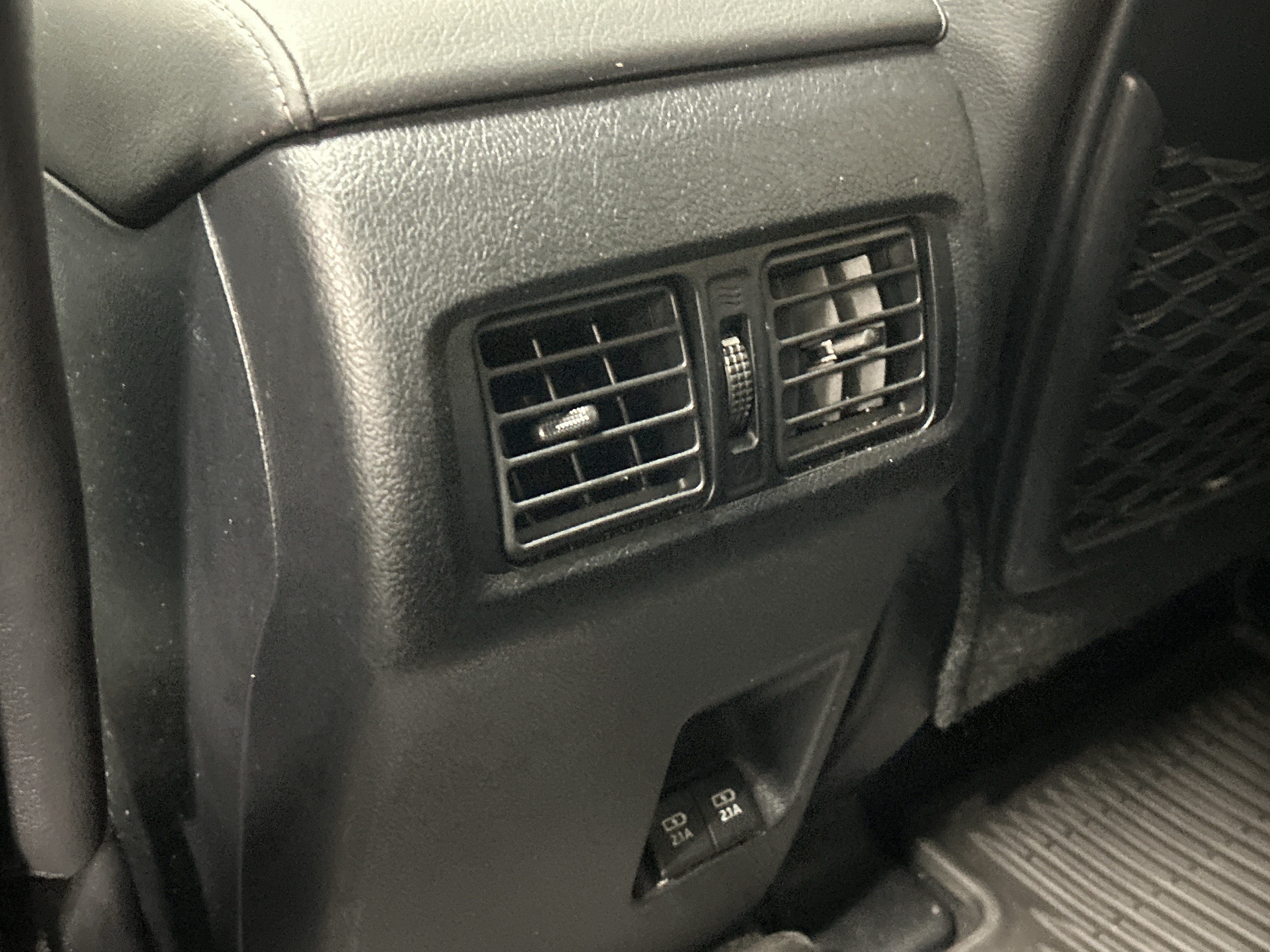 Used 2022 Toyota 4Runner Limited AWD/4WD image 27