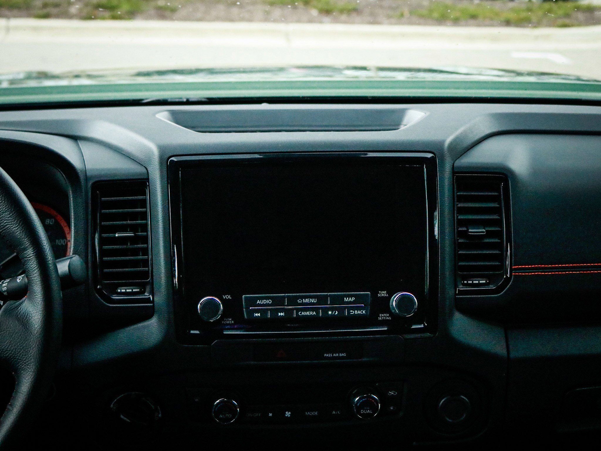 Used 2023 Nissan Frontier PRO-4X w/ Technology Package AWD/4WD image 29