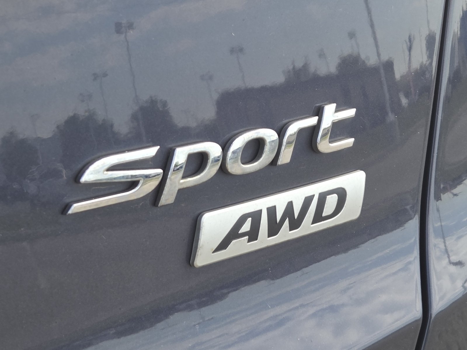 Used 2016 Hyundai Santa Fe Sport w/ Option Group 02 AWD/4WD image 8
