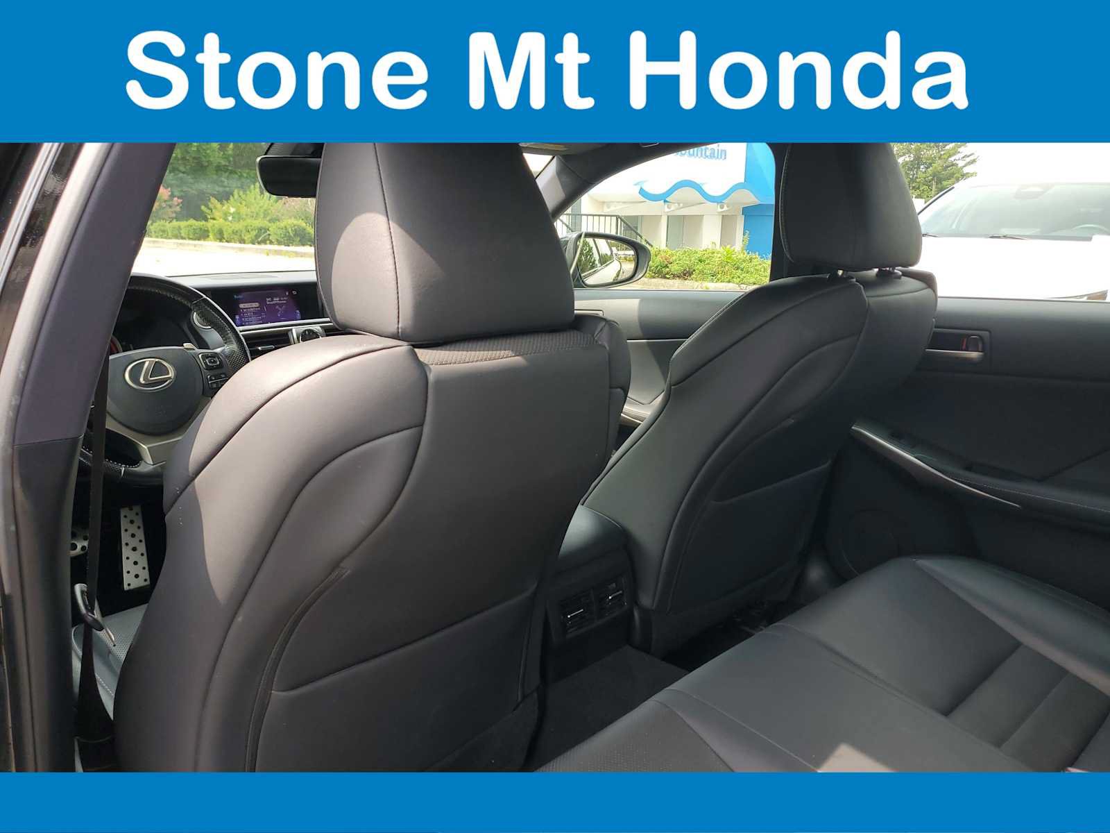 Used 2017 Lexus IS 200t F Sport w/ F Sport Package RWD image 10