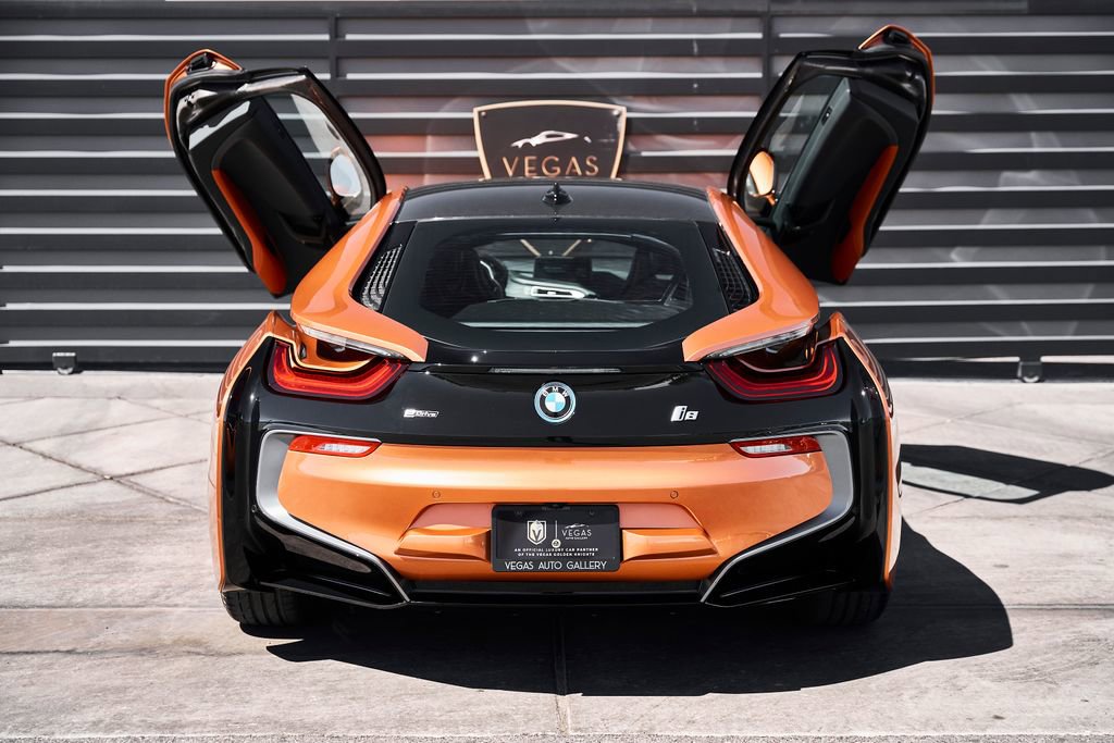 Used 2019 BMW i8 Coupe image 22