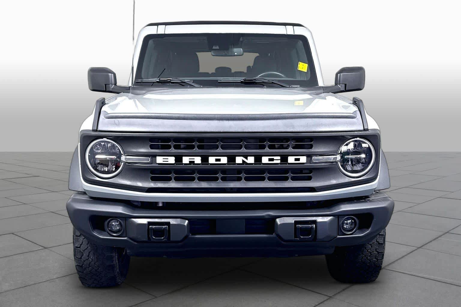 Used 2022 Ford Bronco Black Diamond AWD/4WD image 3