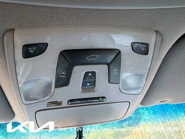 Used 2014 Toyota Sienna XLE FWD image 21