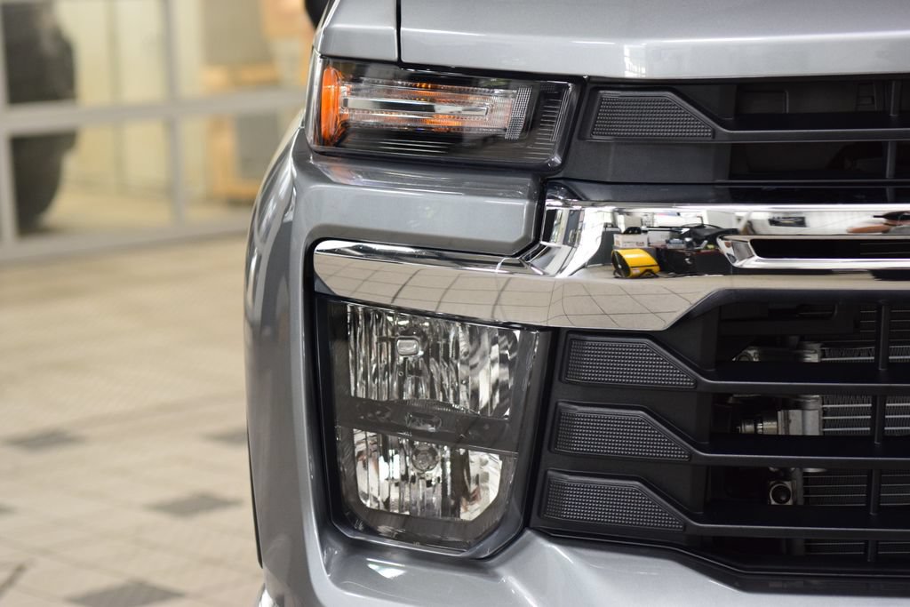 New 2026 Chevrolet Silverado 3500 LT w/ All Star Edition AWD/4WD image 12