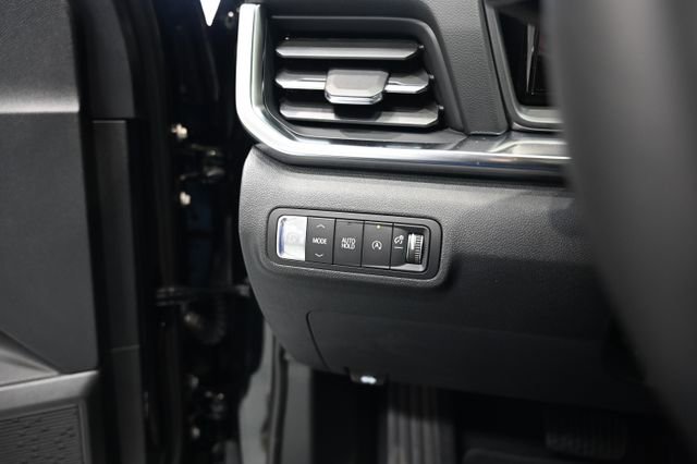 New 2026 GMC Terrain Elevation w/ Elevation Premium Package FWD image 21
