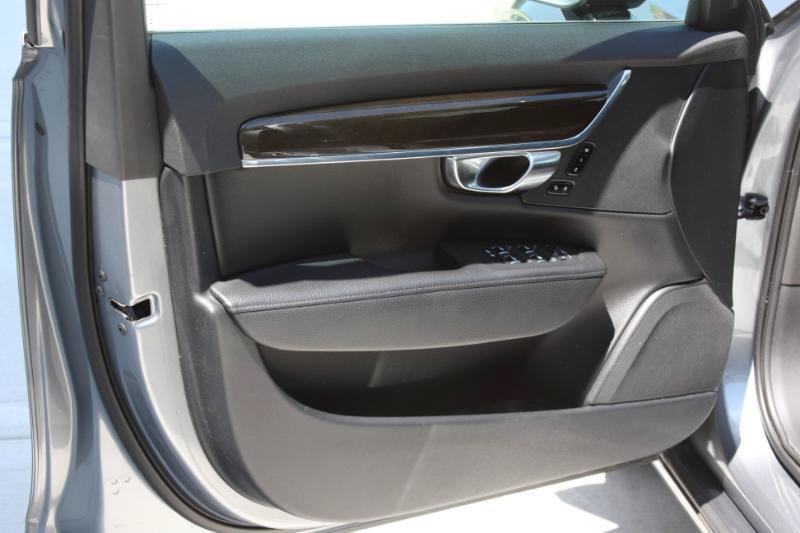 Used 2018 Volvo S90 T6 Momentum w/ Convenience Package AWD/4WD image 20