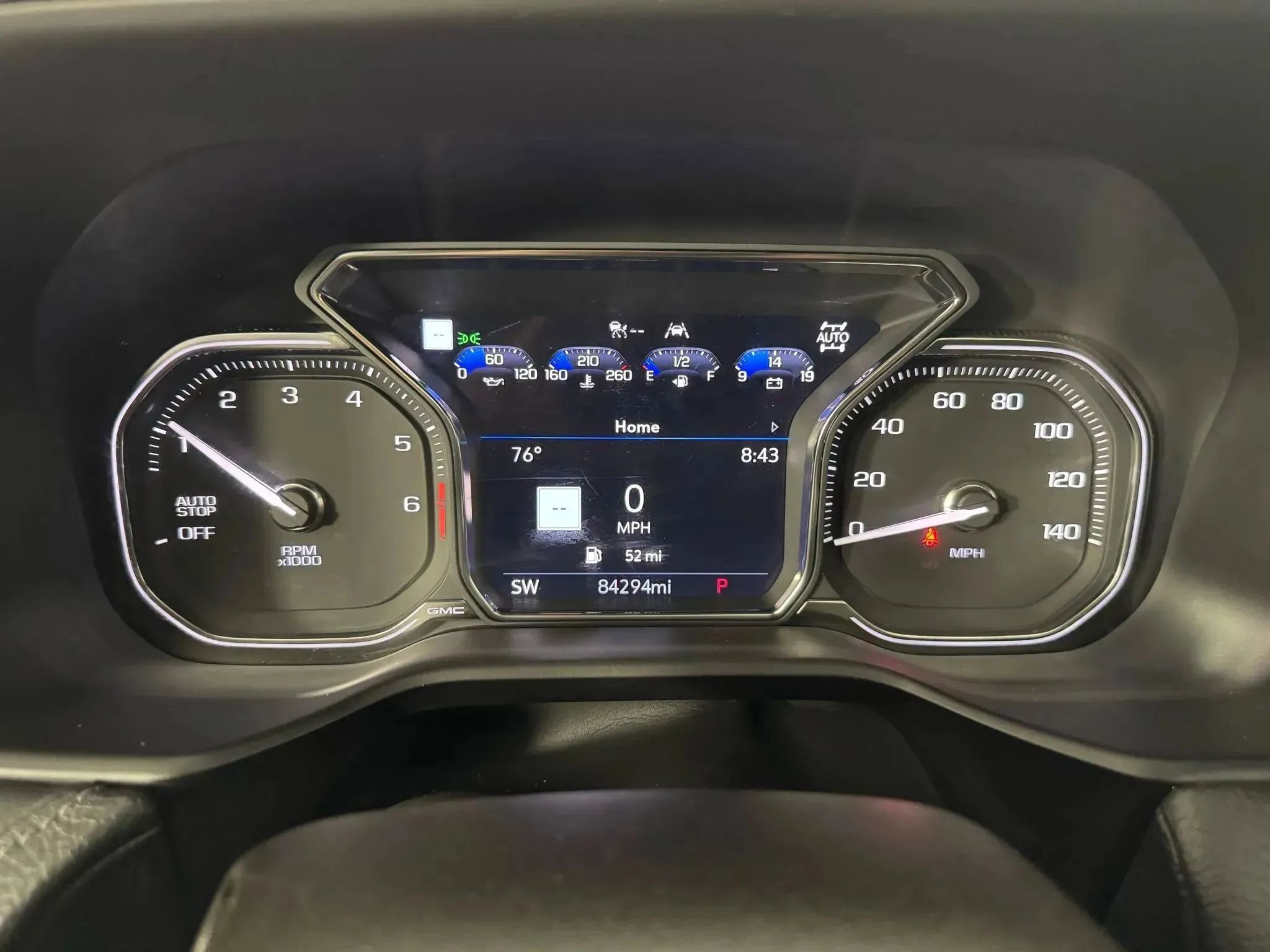 Used 2021 GMC Yukon XL Denali w/ Advanced Technology Package image 14