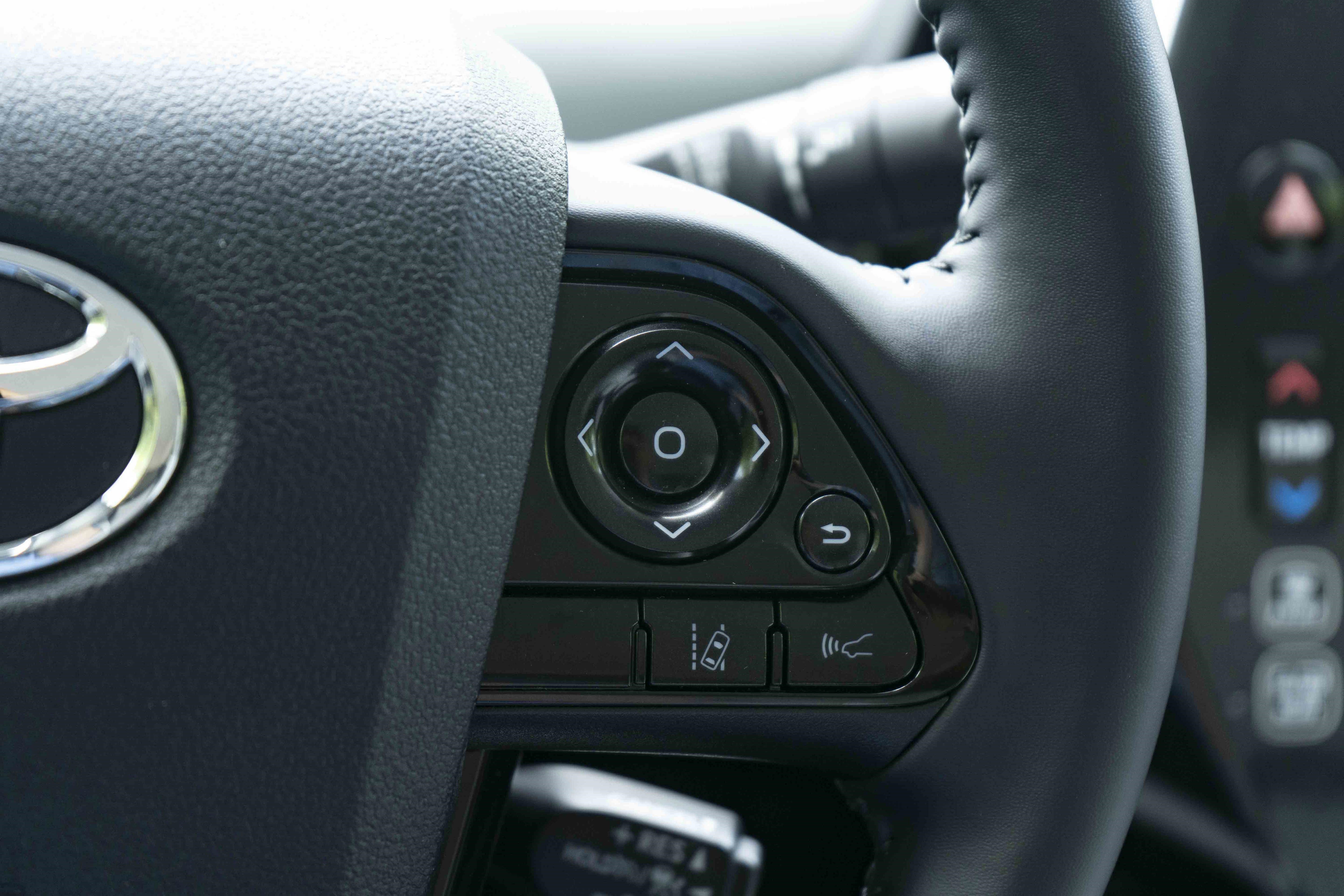 Used 2022 Toyota Prius Prime XLE image 21