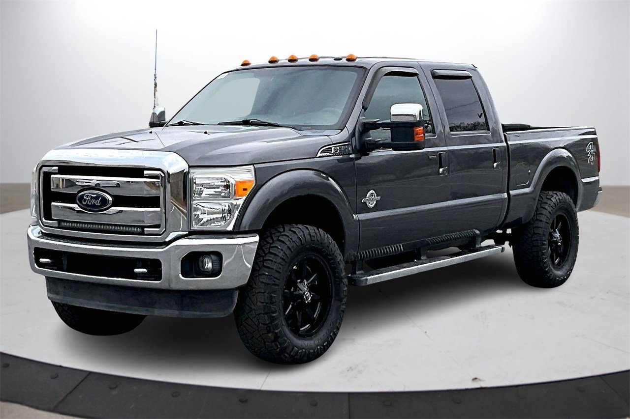 Used 2015 Ford F250 Lariat w/ Chrome Package image 4