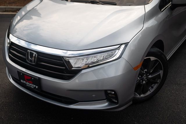 Used 2023 Honda Odyssey Elite image 2