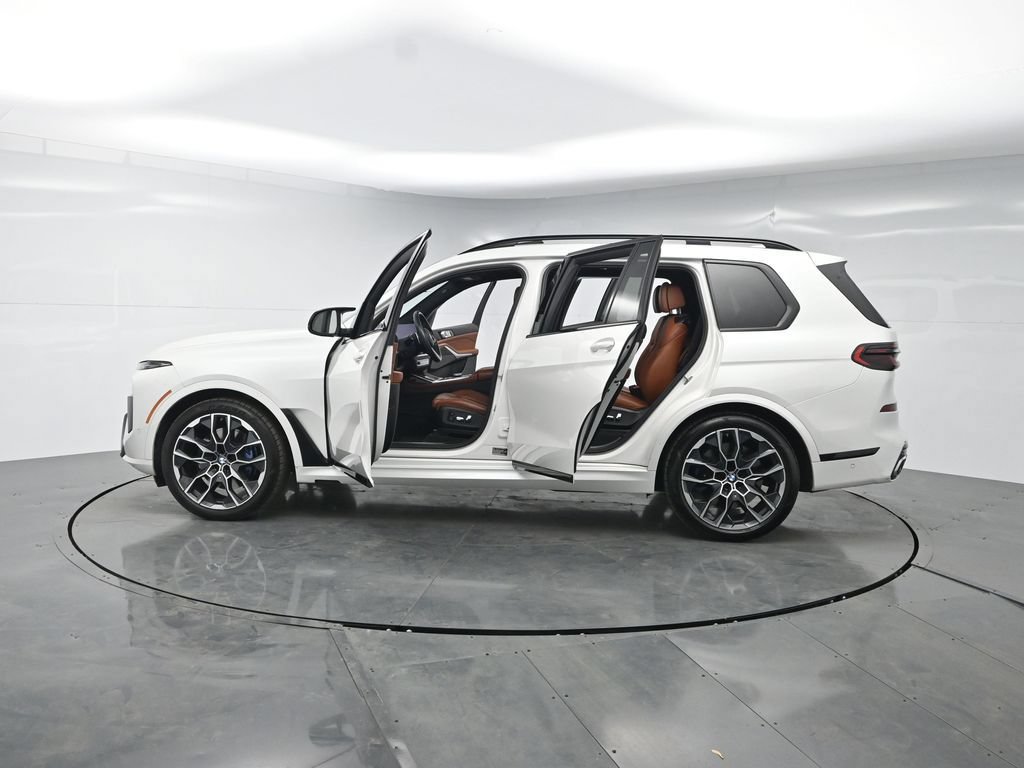 Used 2024 BMW X7 M60i w/ Executive Package AWD/4WD image 63