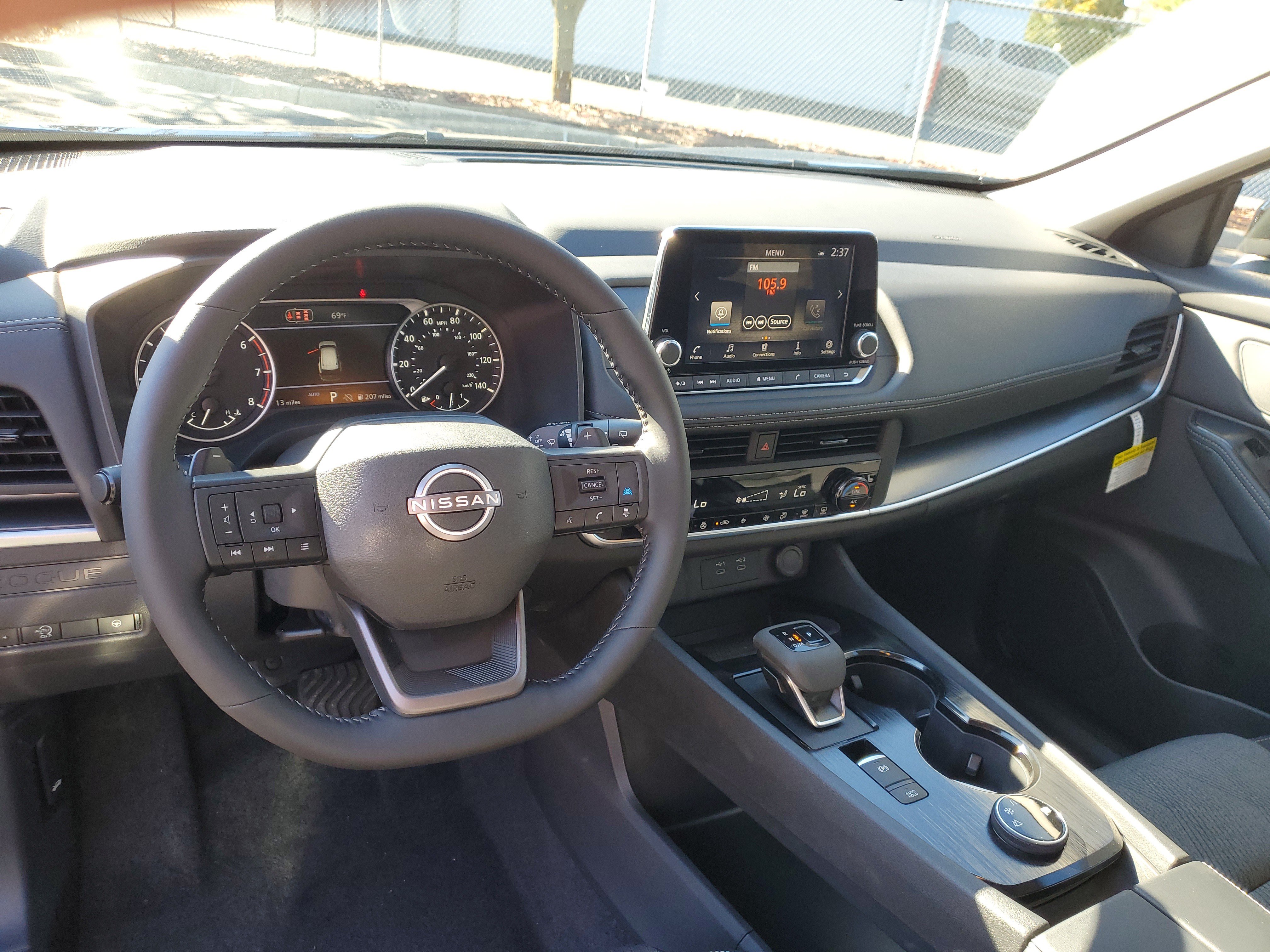 New 2027 Nissan Rogue SV w/ Cold Weather Package AWD/4WD image 7