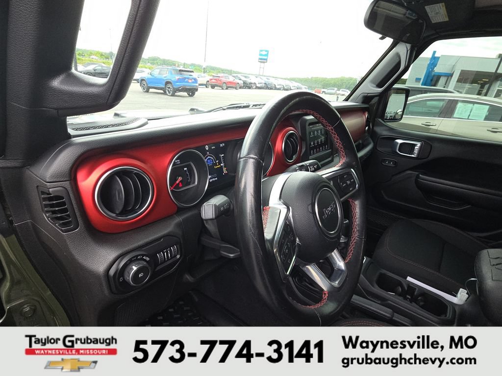Used 2021 Jeep Wrangler Unlimited Rubicon w/ LED Lighting Group AWD/4WD image 14