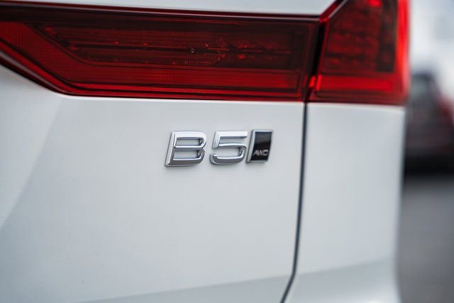 New 2026 Volvo XC60 B5 Plus w/ Protection Package Premier image 8