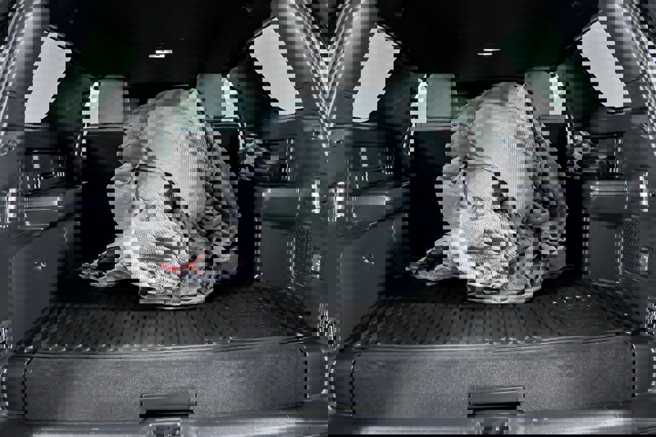 Used 2025 Toyota 4Runner Trailhunter image 16