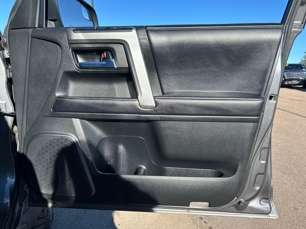 Used 2019 Toyota 4Runner SR5 Premium image 21