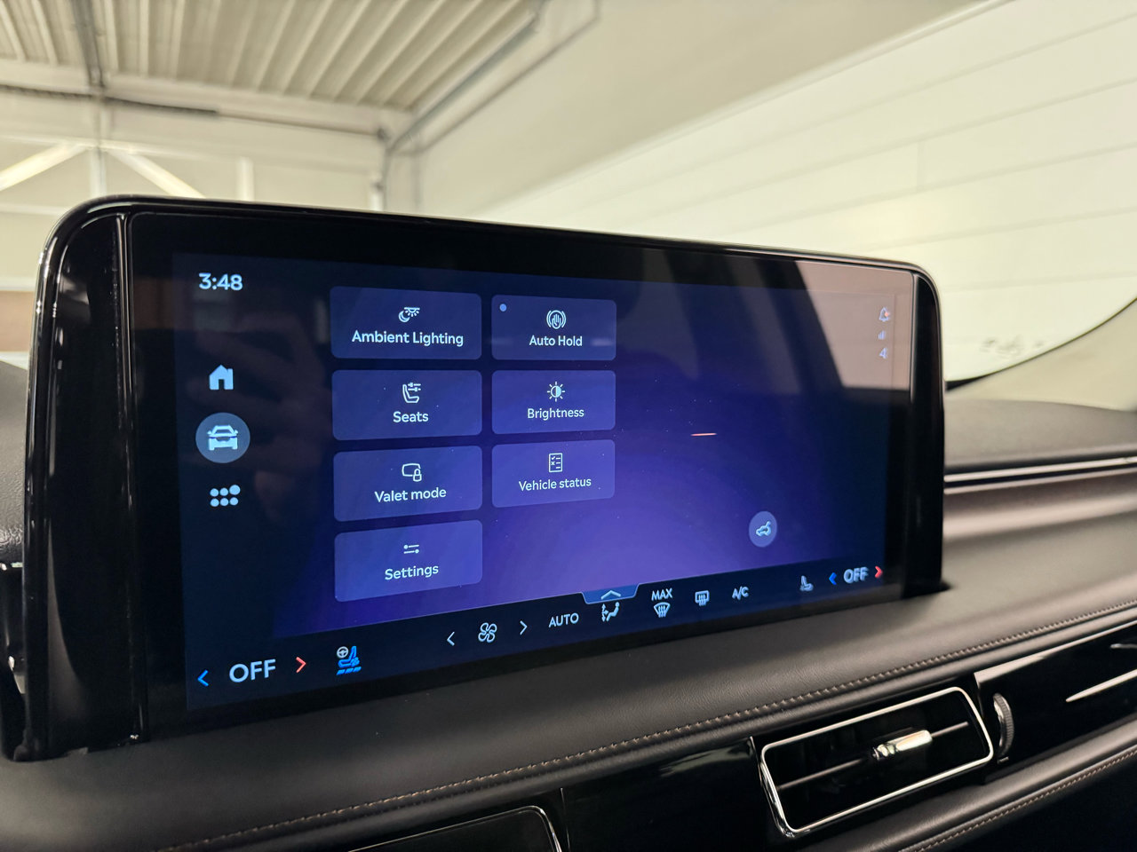 Used 2025 Lincoln Aviator Reserve w/ Equipment Group 201A image 26