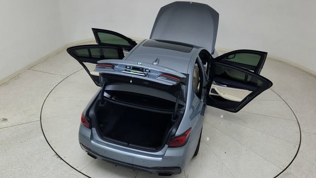 Used 2023 BMW 540i w/ M Sport Package image 85