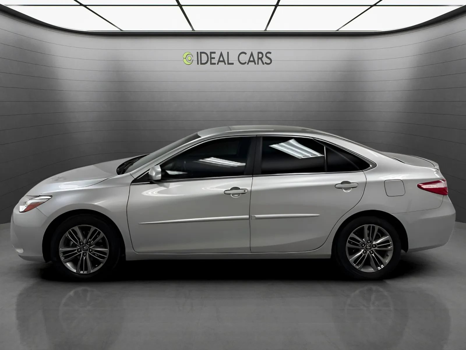 Used 2017 Toyota Camry SE FWD image 8