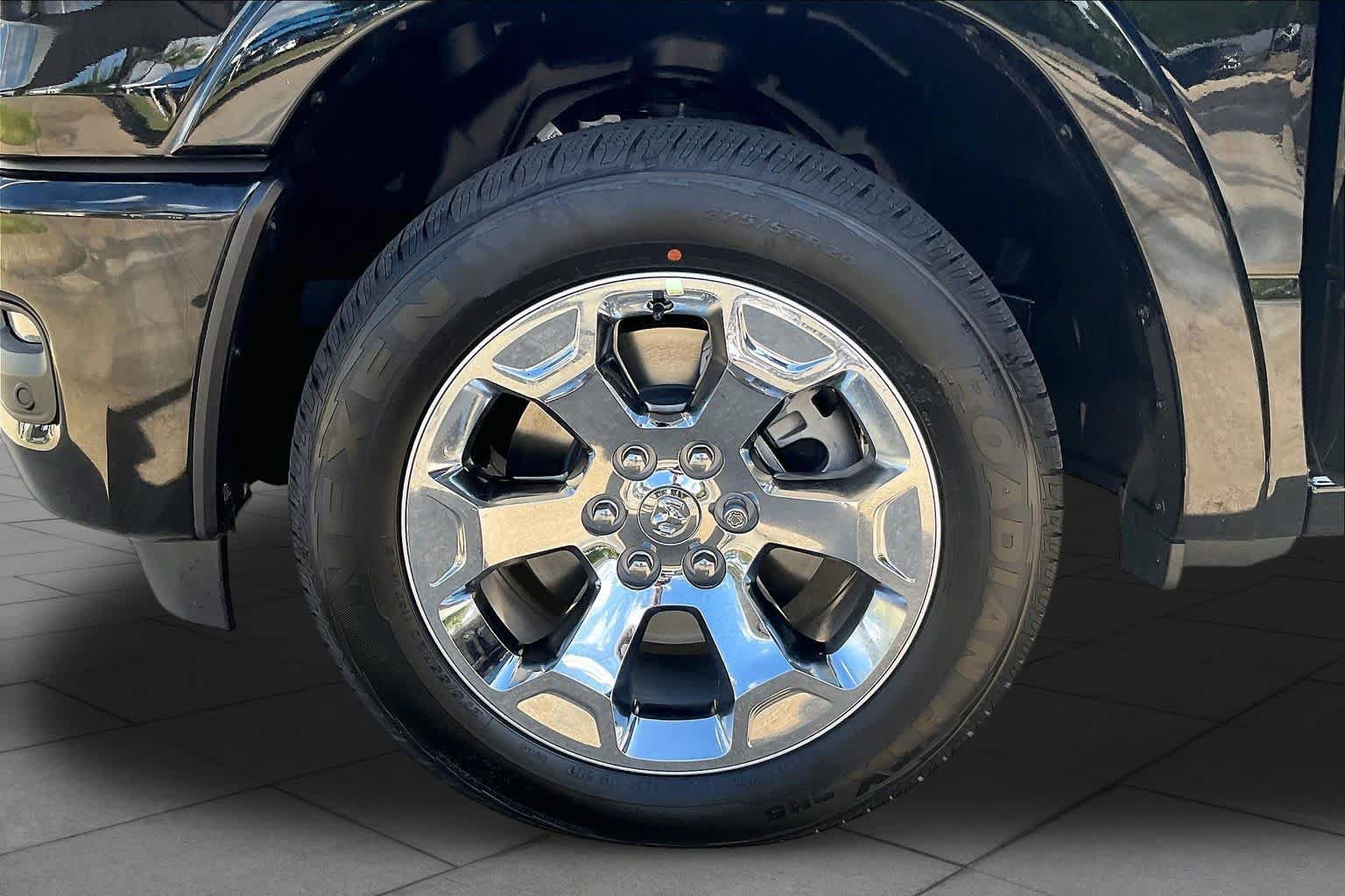 New 2027 RAM 1500 4x4 Crew Cab image 11