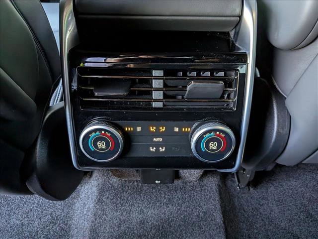 Certified 2024 Land Rover Range Rover Long Wheelbase SE image 18