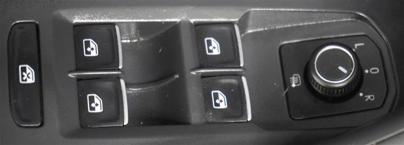 Used 2024 Volkswagen Jetta Sport FWD image 28