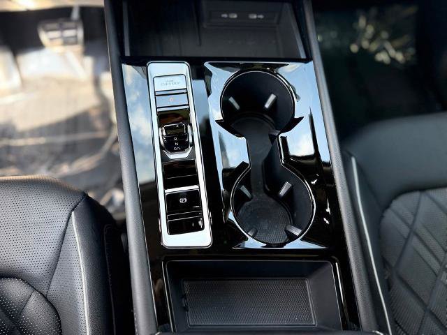 Used 2026 Volkswagen Atlas SEL Premium R-Line AWD/4WD image 18