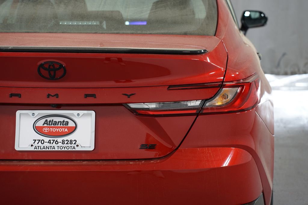 New 2026 Toyota Camry Hybrid image 10