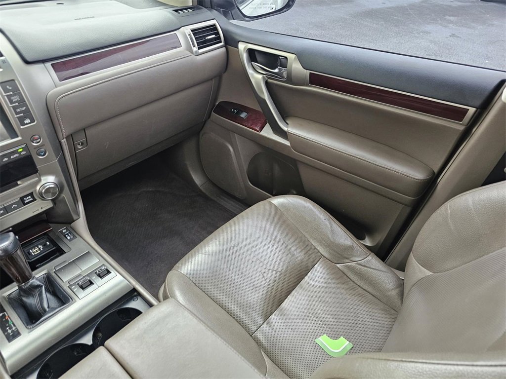 Used 2019 Lexus GX 460 Premium image 29