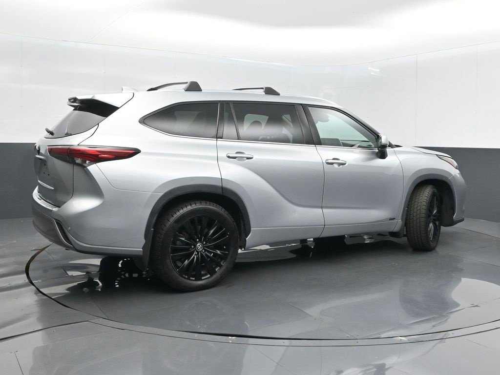 Used 2021 Toyota Highlander Platinum image 7