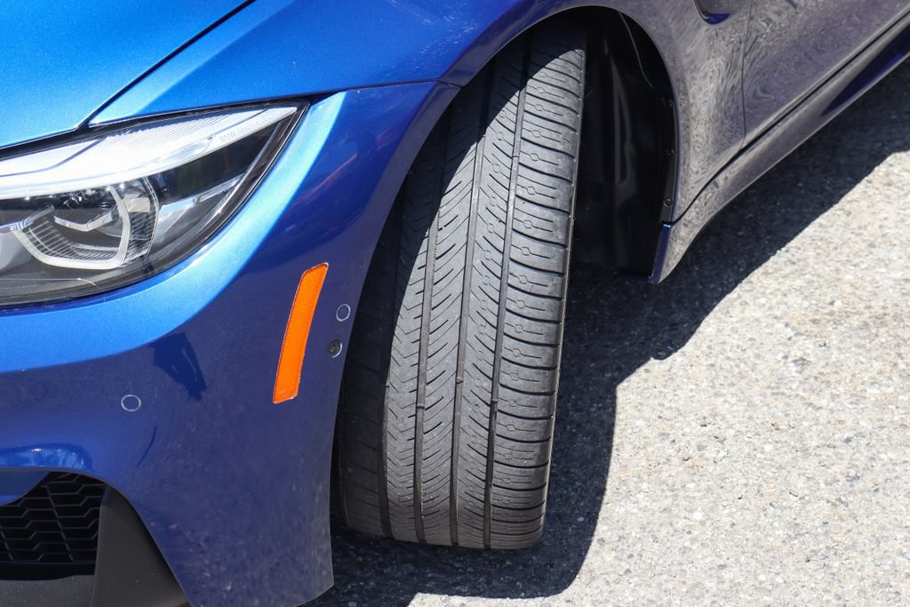 Used 2020 BMW M4 Coupe w/ Competition Package RWD image 43