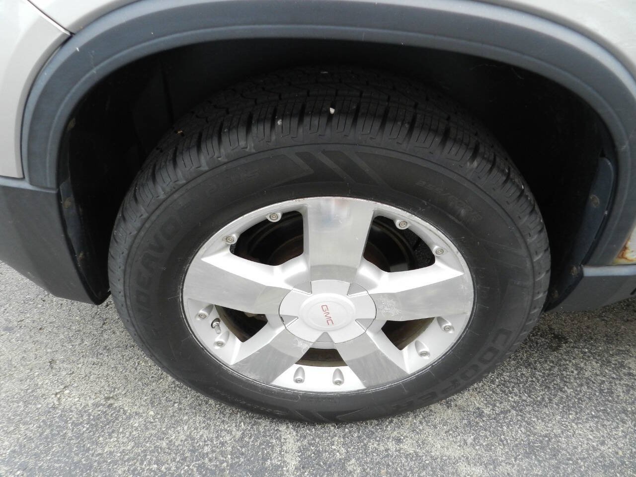 Used 2007 GMC Acadia SLT w/ Trailering Package AWD/4WD image 25