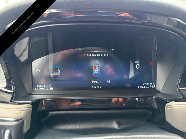Used 2025 Lincoln Corsair AWD w/ Equipment Group 101A image 20