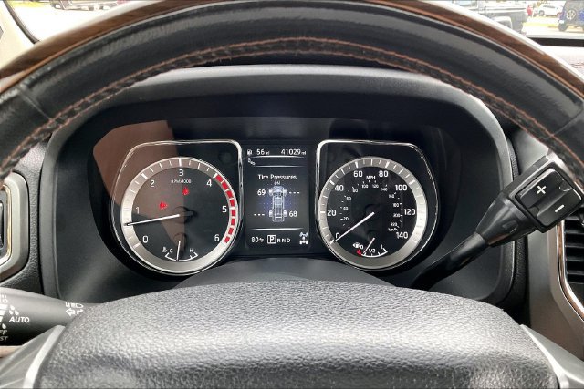 Used 2017 Nissan Titan Platinum Reserve AWD/4WD image 19