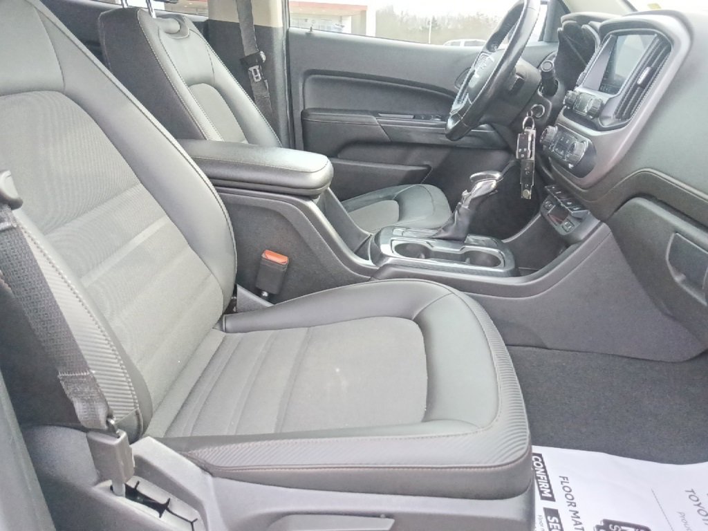 Used 2022 GMC Canyon AT4 w/ Trailering Package image 31