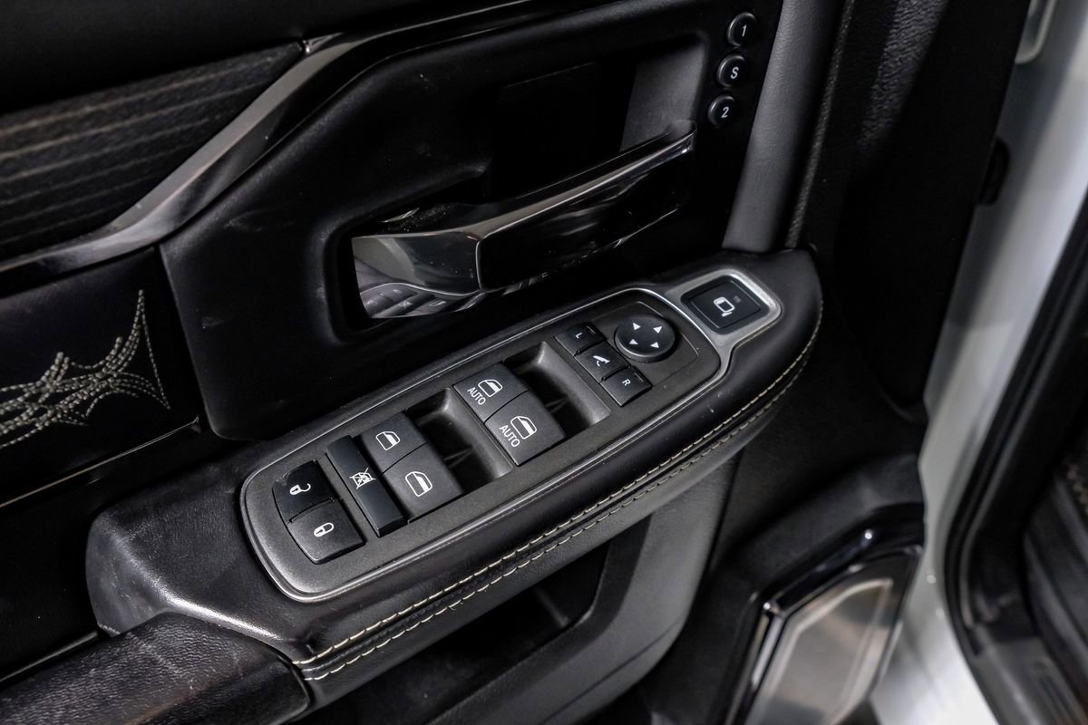 Used 2022 RAM 3500 Limited image 34